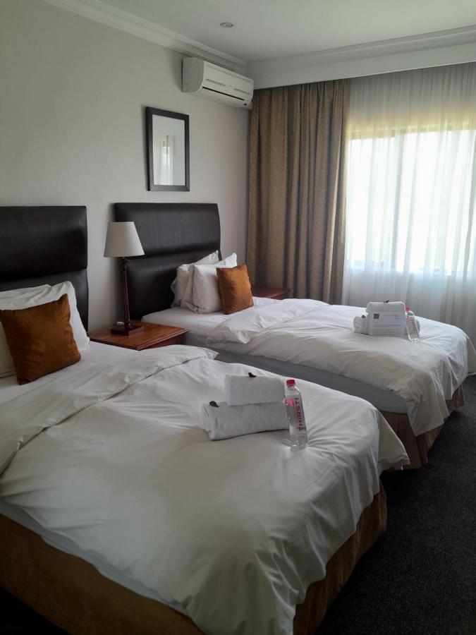 Protea Hotel By Marriott Harrismith Montrose Eksteriør billede