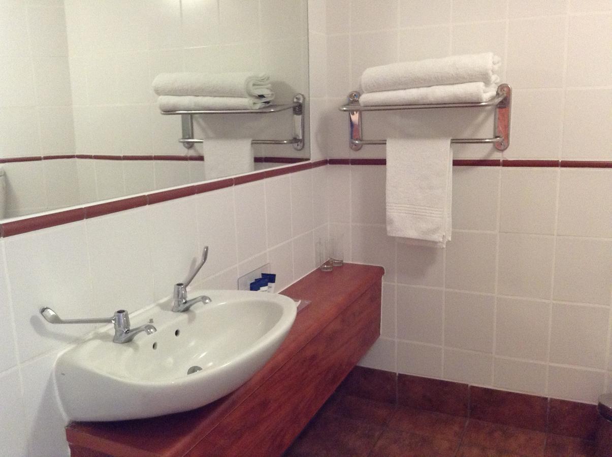 Protea Hotel By Marriott Harrismith Montrose Eksteriør billede