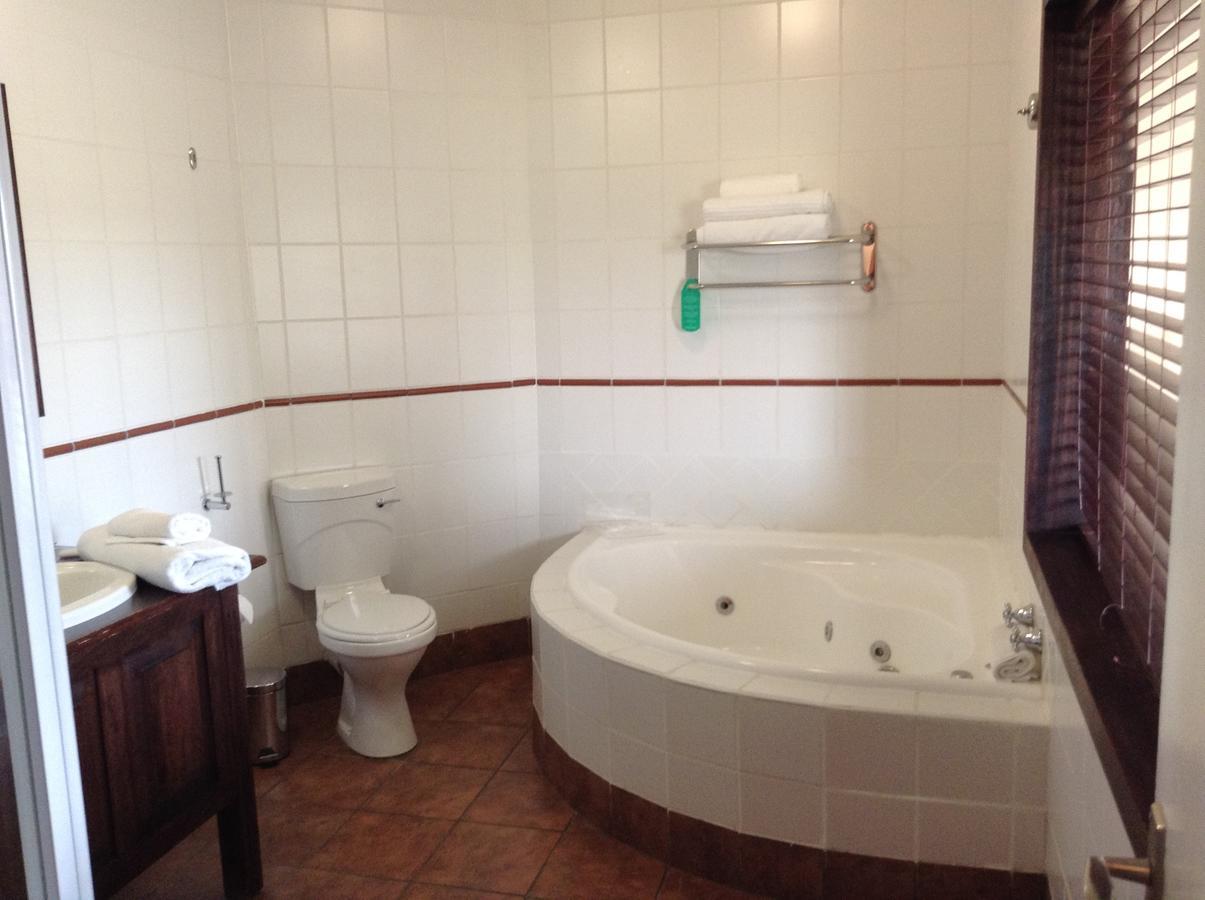 Protea Hotel By Marriott Harrismith Montrose Eksteriør billede